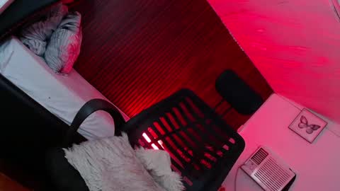 Snapshot of yoursluttywhore chatting on 01-12-25, 09:08 Snow Galvez online show from 01-12-25, 09:08