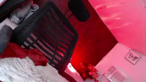 Snapshot of yoursluttywhore chatting on 02-21-25, 02:39 Snow Galvez online show from 02-21-25, 02:39