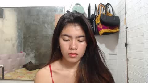 Snapshot of yoursweet_asian20 chatting on 01-16-25, 10:44 Maddie online show from 01-16-25, 10:44