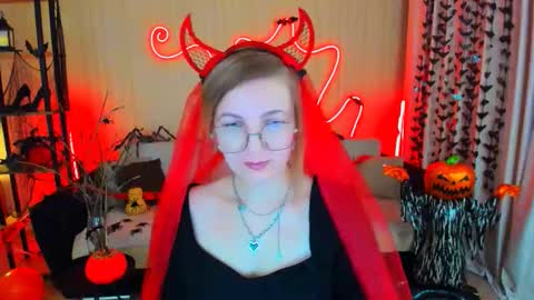 Alice online show from 10-28-25, 04:27