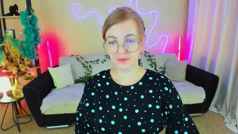 Alice online show from 11-18-25, 09:14