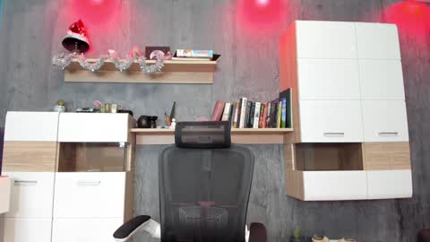 Snapshot of yourvenus00 chatting on 12-28-24, 05:14 YourVenus00 -Follow my OF online show from 12-28-24, 05:14