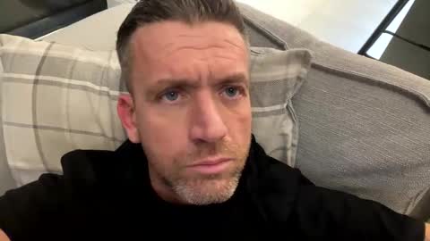 Snapshot of youwantus69 chatting on 01-11-25, 03:23 You want us 69 online show from 01-11-25, 03:23