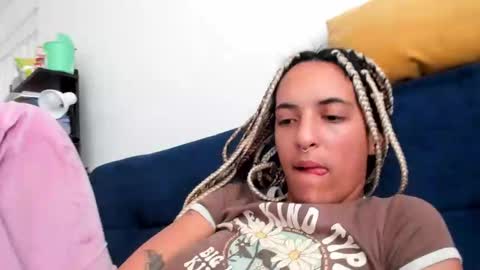 elizabeth  ju   online show from 01-21-25, 10:08