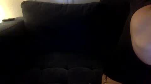 yque online show from 12-08-24, 01:02