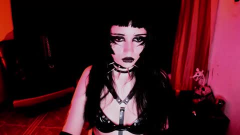 Yue Eclipsa online show from 01-17-26, 04:50