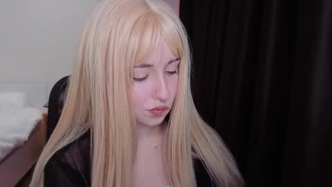 Snapshot of yukimisa chatting on 09-27-25, 03:17 Misa online show from 09-27-25, 03:17