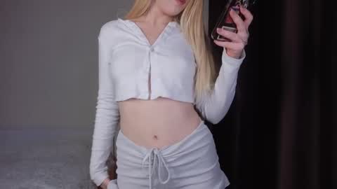 Snapshot of yukimisa chatting on 10-03-25, 04:48 Misa online show from 10-03-25, 04:48