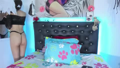 Yukio Davis  online show from 10-14-25, 01:17