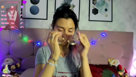 Snapshot of yukki_kuran chatting on 12-19-24, 02:34 Yukki Kuran online show from 12-19-24, 02:34