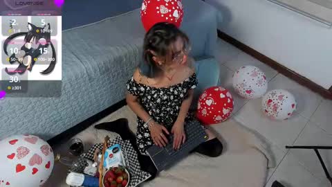 Snapshot of yukki_kuran chatting on 02-14-25, 03:54 Yukki Kuran online show from 02-14-25, 03:54