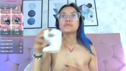 Snapshot of yukki_kuran chatting on 03-11-25, 08:30 Yukki Kuran online show from 03-11-25, 08:30
