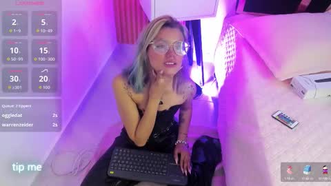 Snapshot of yukki_kuran chatting on 09-11-25, 03:06 Yukki Kuran online show from 09-11-25, 03:06