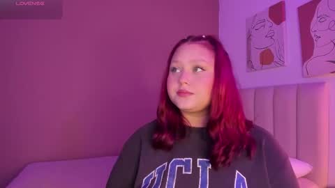 Snapshot of yuli_cardona_ chatting on 10-10-25, 09:14 Yuliet online show from 10-10-25, 09:14