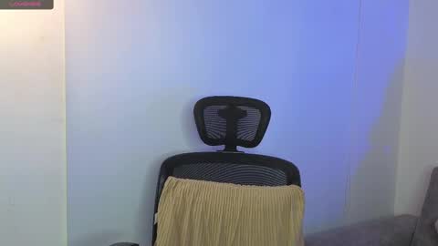 Snapshot of yulian_vasquez chatting on 10-01-25, 12:22 yulian_vasquez online show from 10-01-25, 12:22