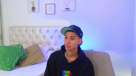 Snapshot of yulian_vasquez chatting on 02-03-26, 12:21 yulian_vasquez online show from 02-03-26, 12:21