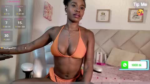 Yuliana online show from 10-11-25, 06:39