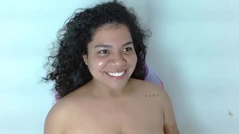 Yuli and SaraIndependent model online show from 01-05-25, 09:57