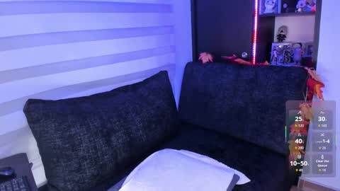 Snapshot of yume_aoki chatting on 11-08-25, 04:01 Yume online show from 11-08-25, 04:01