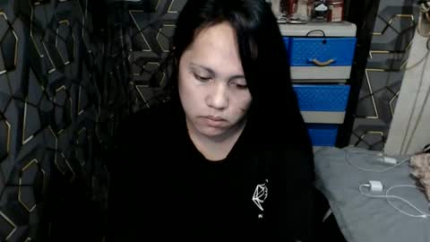 yumi online show from 10-29-25, 03:36