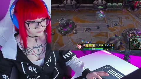 Yumi 3 online show from 01-24-25, 10:08