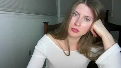 Snapshot of yumiandwolf chatting on 02-21-26, 04:57 yumiandwolf online show from 02-21-26, 04:57