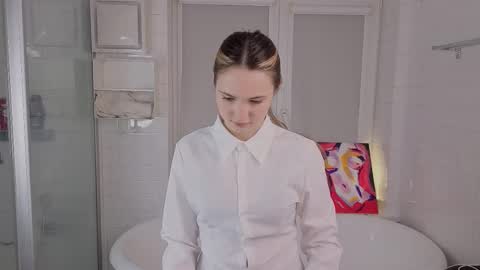 Emily online show from 02-25-26, 04:49