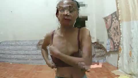 Snapshot of yummysexyhardnipple08 chatting on 03-05-25, 12:33 jhess online show from 03-05-25, 12:33