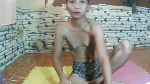 Snapshot of yummysexyhardnipple08 chatting on 10-09-25, 05:05 jhess online show from 10-09-25, 05:05