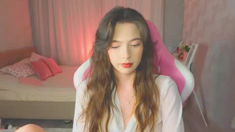 Snapshot of yuna_sunshy chatting on 09-16-25, 12:22 Yuna online show from 09-16-25, 12:22