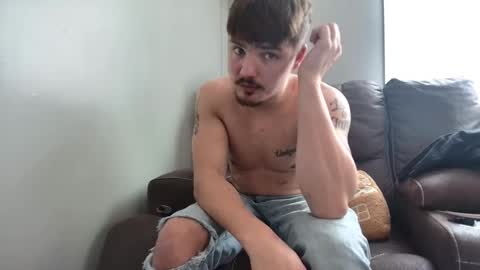 yungbul1 online show from 12-04-25, 07:22