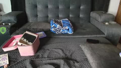 ELITA online show from 09-25-25, 04:49