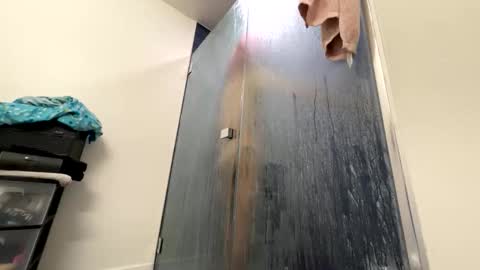 BbyTSSLut online show from 11-18-25, 06:18