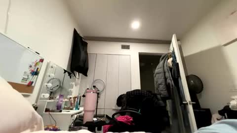 BbyTSSLut online show from 02-23-26, 03:04