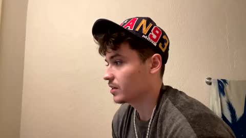 yungstudbev online show from 01-03-25, 04:55