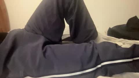 Snapshot of yungwolf69 chatting on 12-04-25, 08:12 yungwolf69 online show from 12-04-25, 08:12