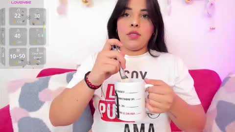 Yunna online show from 12-20-25, 11:28