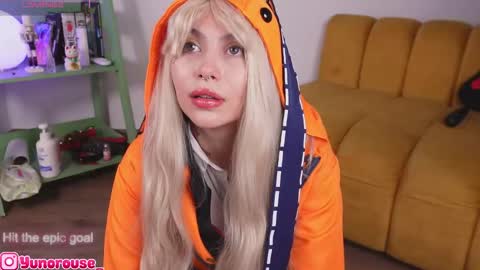 yunorose_ online show from 01-11-26, 03:55