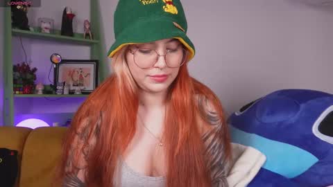 yunorose_ online show from 01-18-26, 11:30