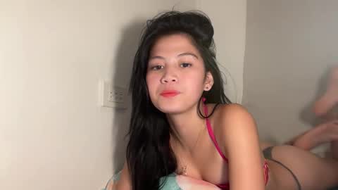 yuri online show from 10-15-25, 02:11