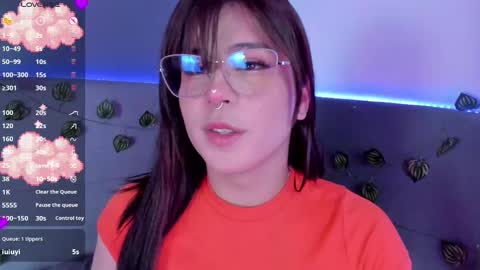 Snapshot of yuri_stars chatting on 03-12-25, 12:31 Yuri Stars online show from 03-12-25, 12:31