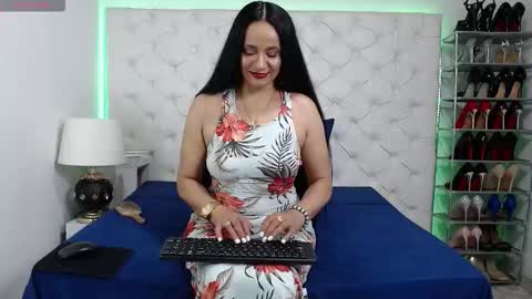    2  online show from 11-27-25, 04:03