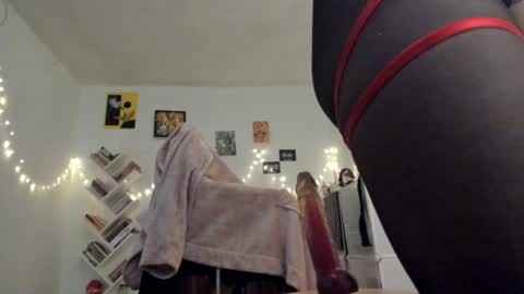 paola online show from 12-01-24, 09:37