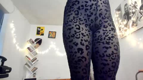 paola online show from 02-20-25, 10:26