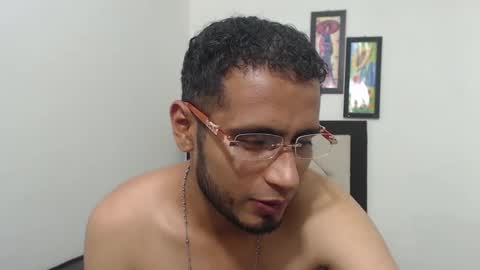 Snapshot of yuyussthh chatting on 11-20-25, 04:56 yuyussthh online show from 11-20-25, 04:56