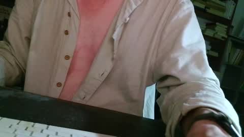 yvanbonar181018 online show from 10-03-25, 03:14