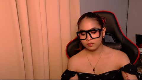 Snapshot of yvannasilva18 chatting on 02-06-25, 09:53 jai online show from 02-06-25, 09:53