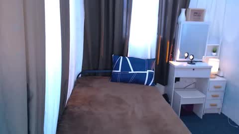 Snapshot of yvannasilva18 chatting on 10-09-25, 08:01 jai online show from 10-09-25, 08:01