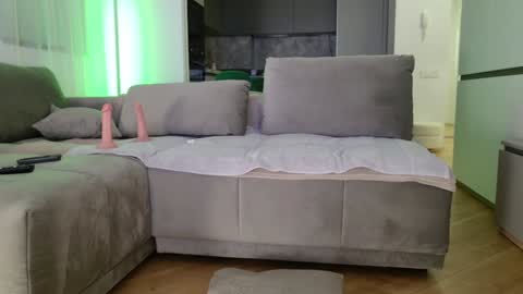 yvonna_ online show from 12-02-24, 05:15