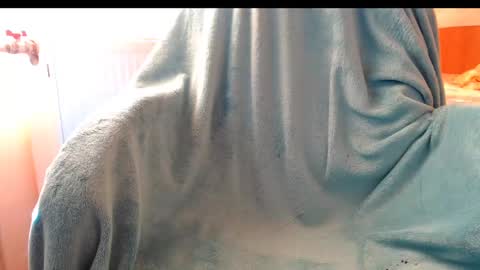 Snapshot of yzza_suave chatting on 02-09-25, 09:47 yzza_suave online show from 02-09-25, 09:47